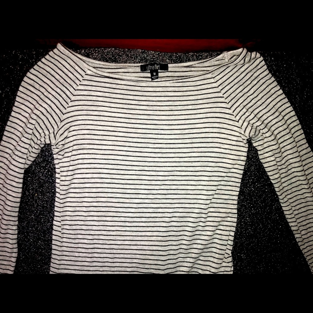 3/$15Stripped💐long sleeve